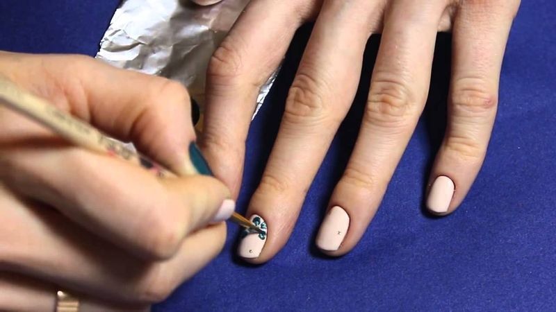 Наращивание ногтей Винница маникюр ногти френч акрил гель-лак биогель цена нарастить ногти